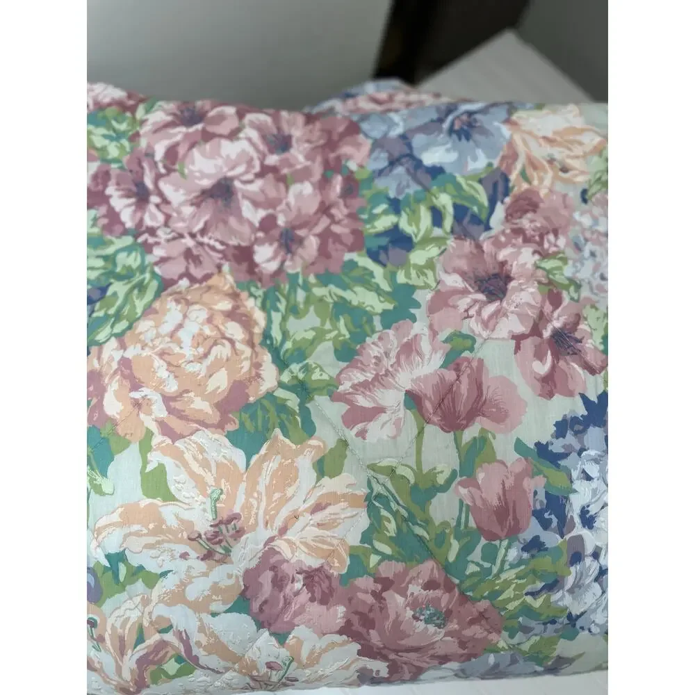 Vintage Croscill Cottagecore Pastel Floral Queen Size Comforter Rose Violet